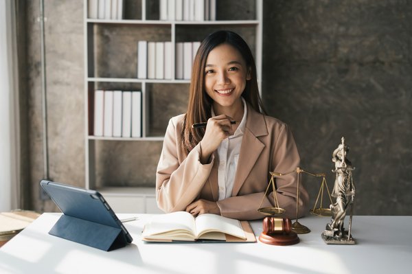 Droit public et droit de l'immobilier : guide pratique essentiel